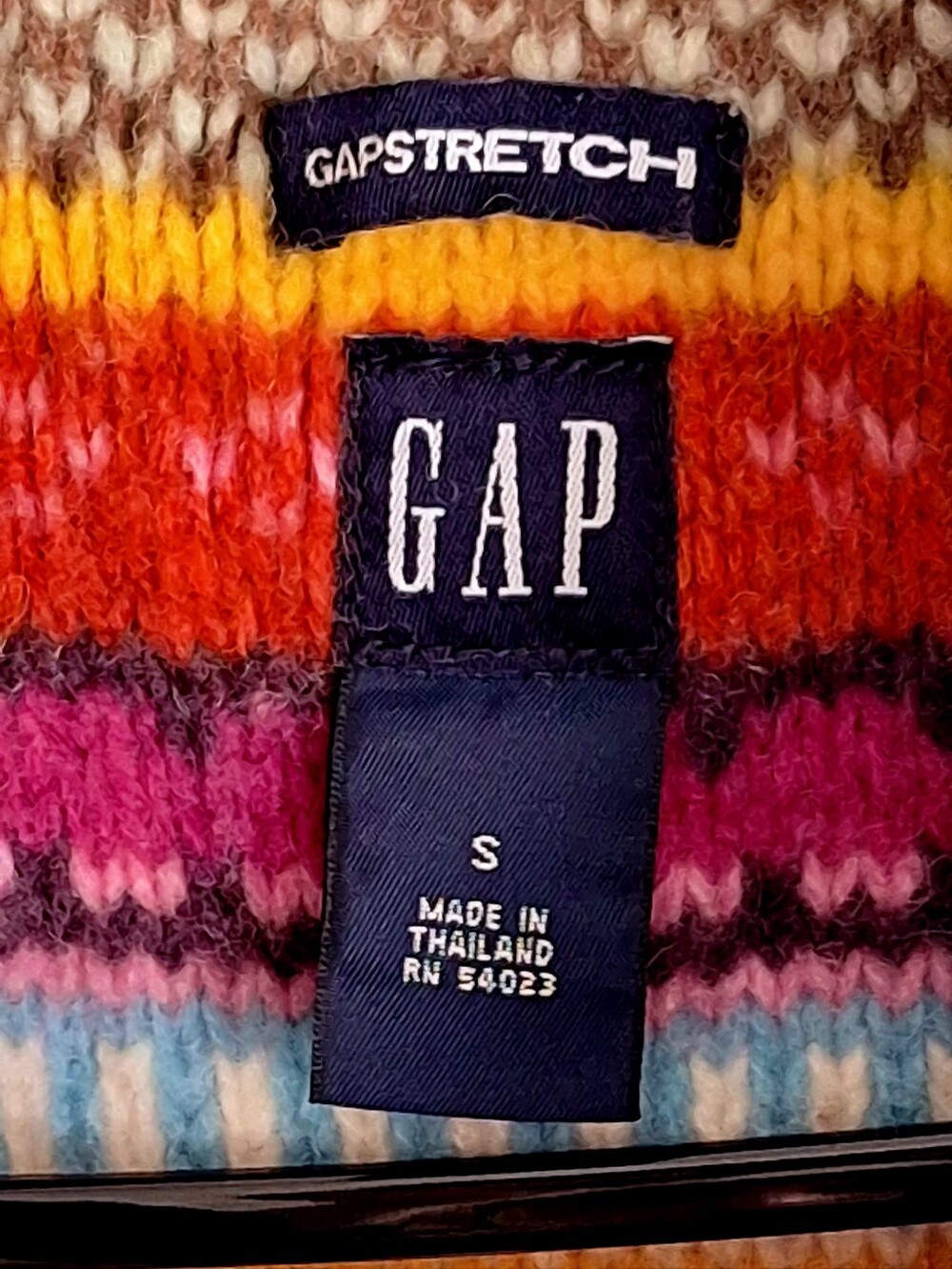 GAP Denim Trucker Jacket NWOT Dark Wash Fair Isle Lining Holiday 2003 Sz S Y2K - Picture 2 of 3